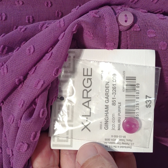 Top - Picture 5 of 6